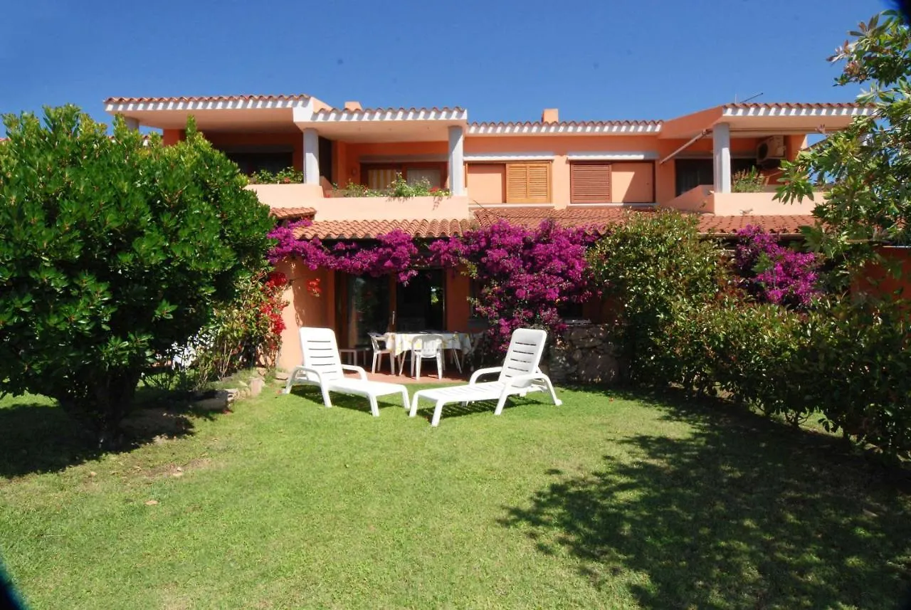 ***** Aparthotel Porto Coda Cavallo Salina Bamba Italy