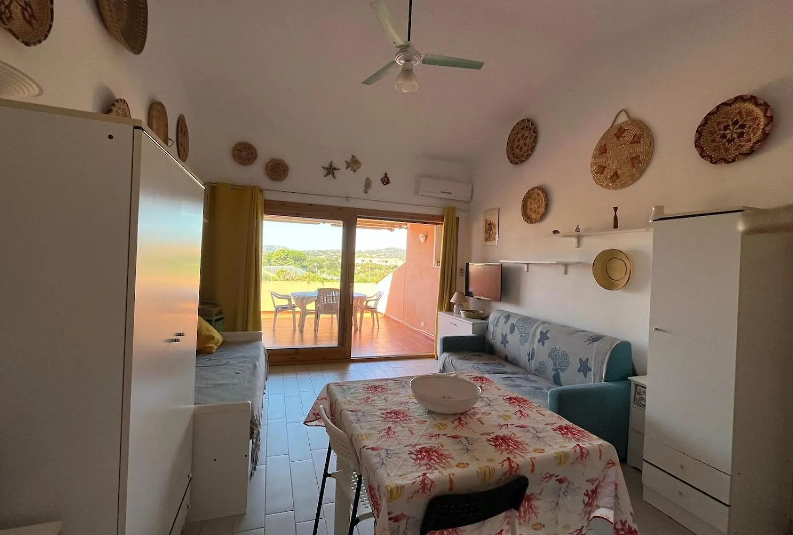 Porto Coda Cavallo Salina Bamba Aparthotel